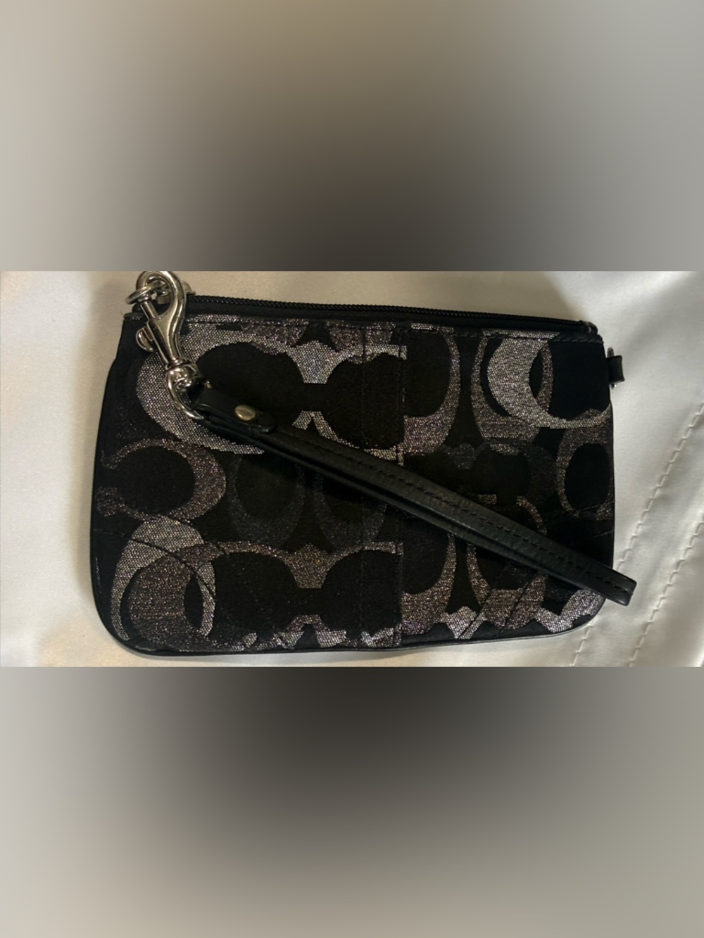 Coach Black & Silver Signature Wristlet - Picture 1 of 6